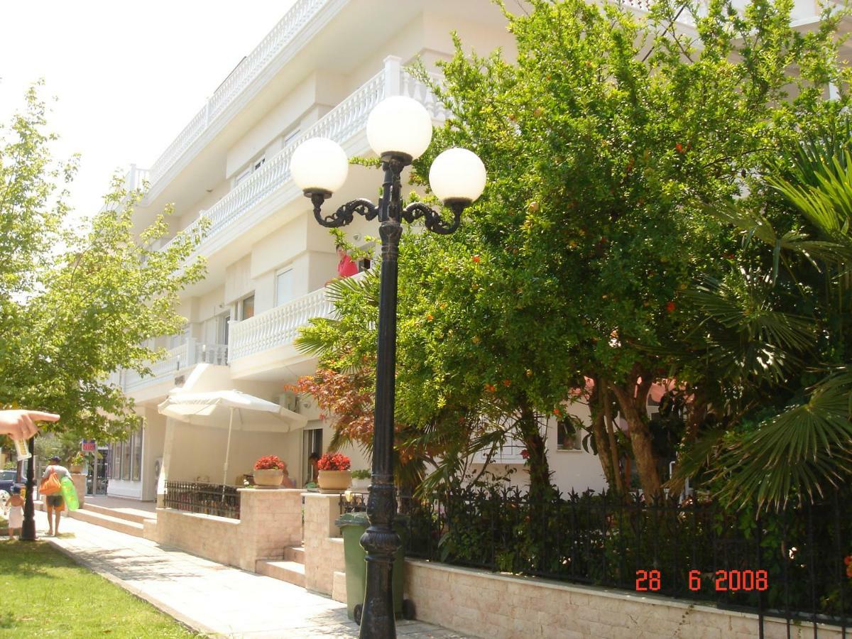 Aparthotel Achillion Paralía Exteriér fotografie